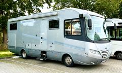 Phoenix Top-Liner 8800 BML -AHK -2xKlima -Lithium Bat.