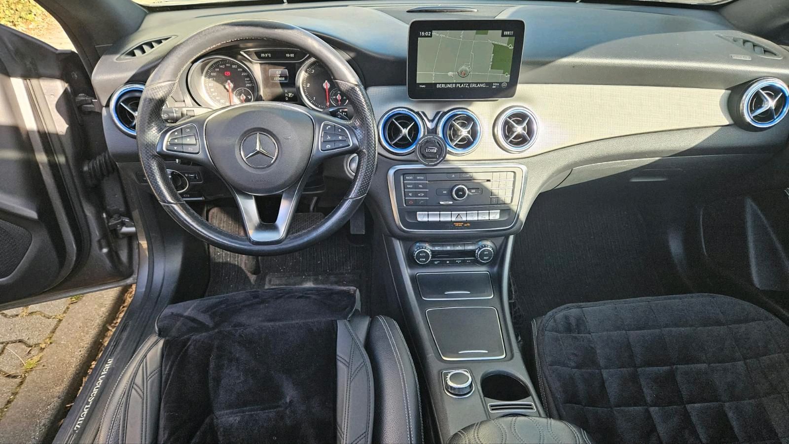 MERCEDES-BENZ Mercedes-Benz CLA 200 d 4MATIC