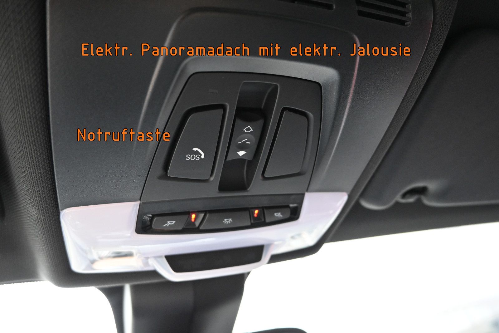 Fahrzeugabbildung BMW X1 xDr20d SPORT °AHK°KAMERA°LEDER°MEMO°NAVI°PANO