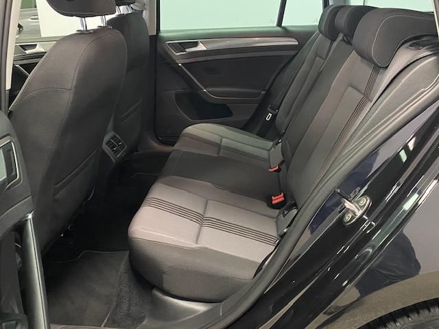 Fahrzeugabbildung Volkswagen Golf 1.4 TSI Allstar BMT AHK+SITZHEIZ+ALLWETTER+