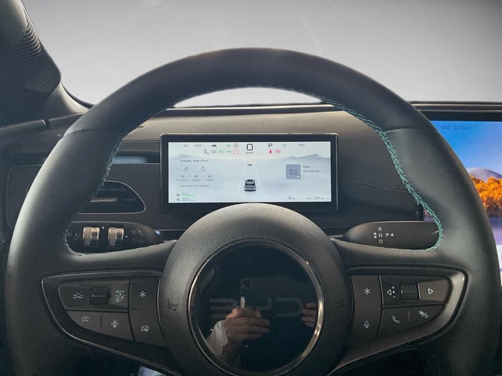 BYD SEAL 6