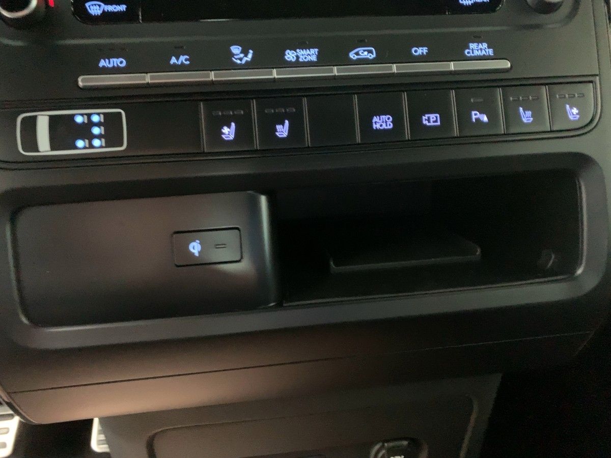 Fahrzeugabbildung Hyundai STARIA Elektro 84kWh Batterie Calligraphy*