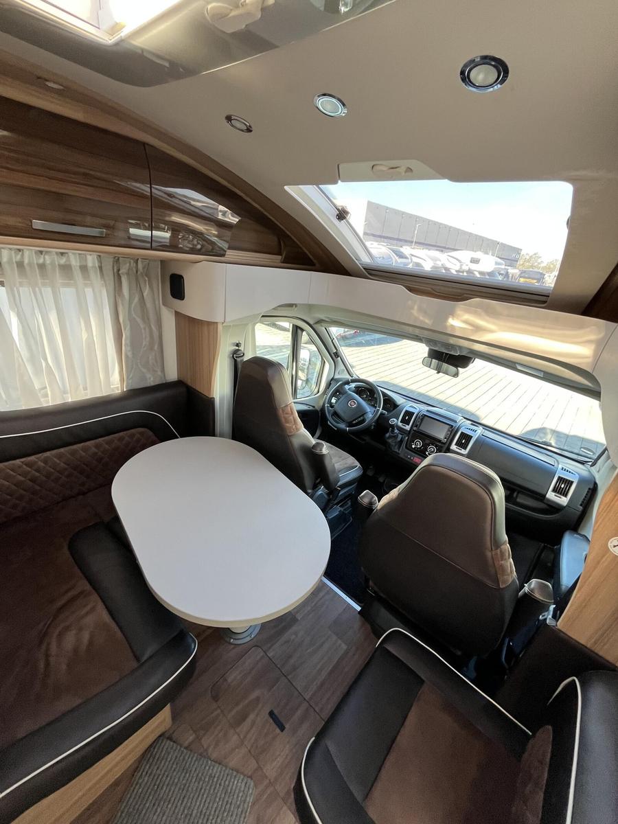 Knaus Sky Ti 650 MEG 1.Hand,Zahnriemen+Inspektion NEU!