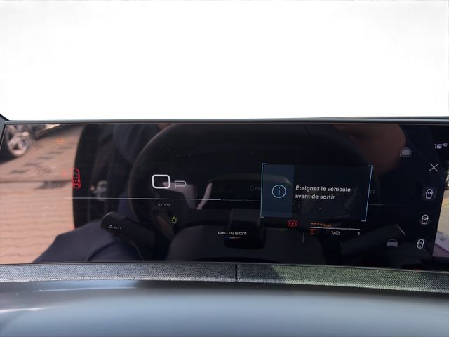 Peugeot 5008 GT 145 e-DSC6 KeyLess*360 KAM*ACC*PANO*