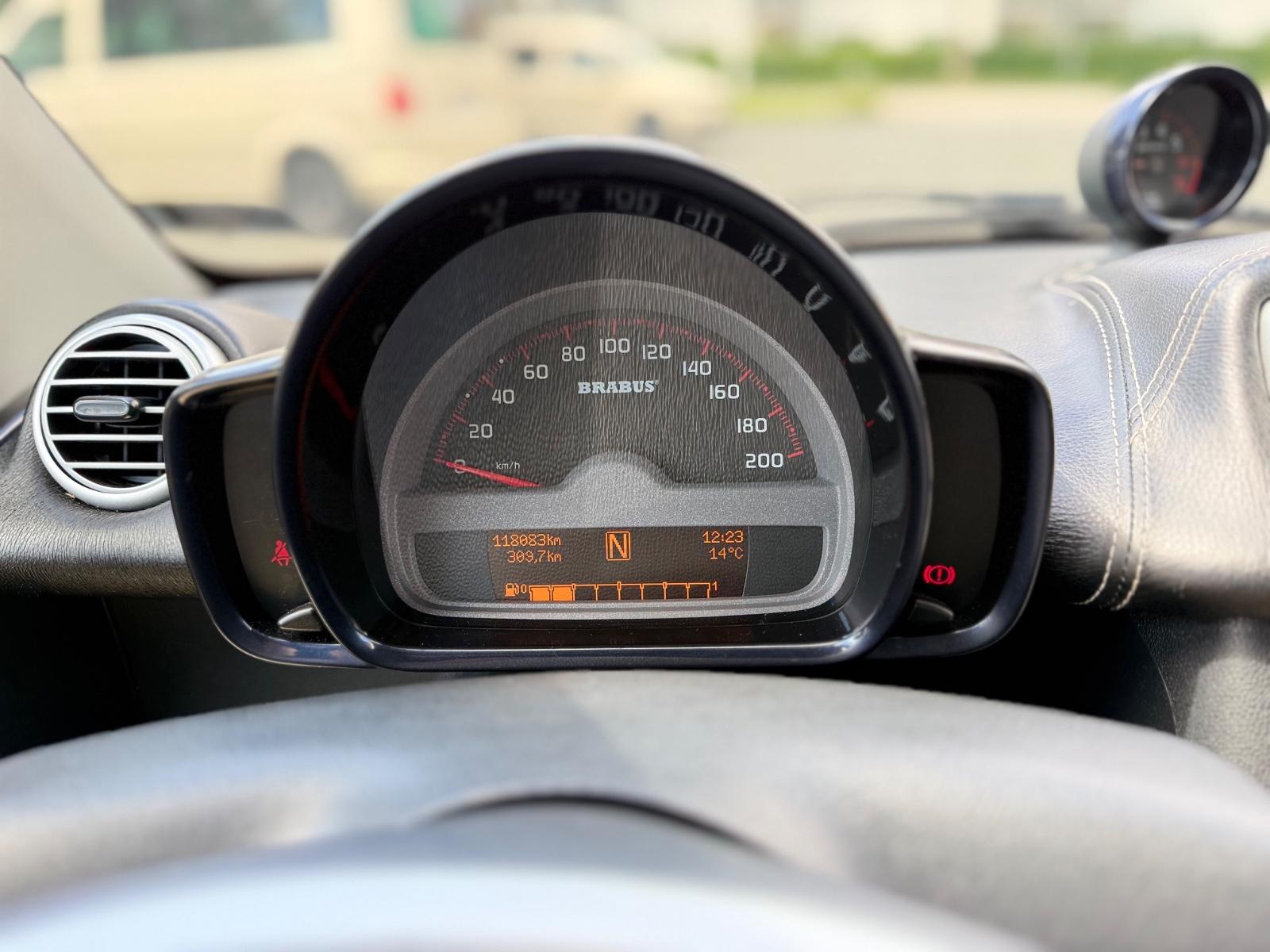 Smart ForTwo fortwo cabrio Brabus Leder SHZ NAVI USB