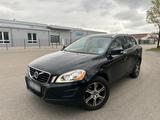 Volvo XC60 Aut./Navi/Leder/Xenon/Euro 5 - gebrauchte Volvo XC60 aus dem Jahr 2011
