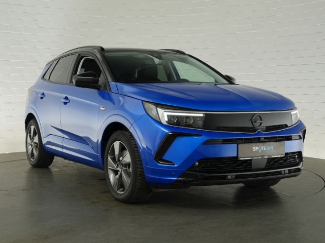 Grandland GSe PHEV 4X4 AT+AHK+LED+NAVI+360 GRAD 