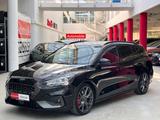 Ford Focus 2.3 Turnier ST LED+VirtCP+RECARO+DAB+13TKM - Ford Focus: Da3