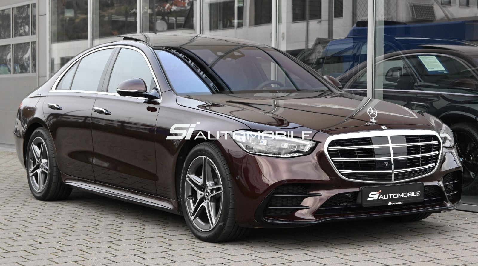 Fahrzeugabbildung Mercedes-Benz S 500 4MATIC AMG LINE °UVP 173.811€°BURM.HighEnd