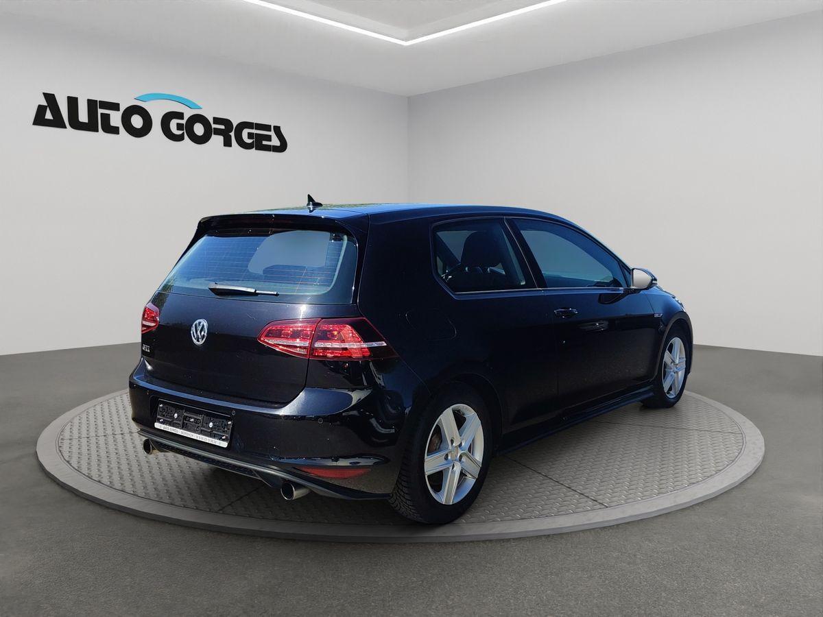Volkswagen Golf GTI 2.0 TSI DSG +NAVI+XENON+1.HAND+