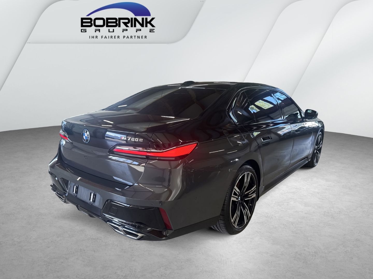 BMW M760 e xDrive Hybrid Pano RFK PDC Surround View foto 4