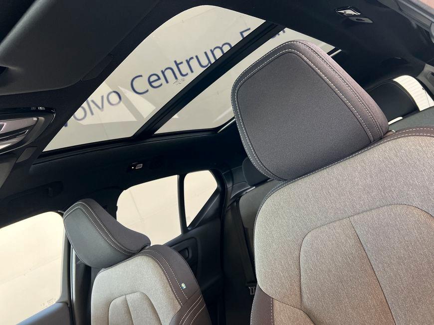Volvo XC40 B3 Plus-Dark DKG Pano Pixel-LED AHK Pilot B