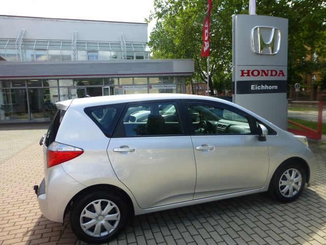 Toyota Verso-S Life