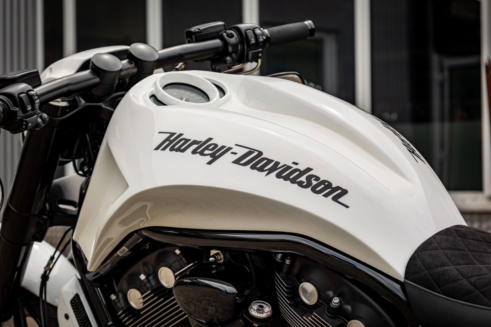 Fahrzeugabbildung Harley-Davidson VRSCDX Night Rod Special -BBC- Jekill&Hyde-