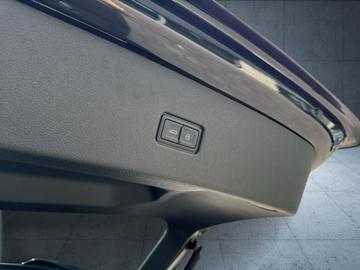 صورة مصغرة 14 لـ 2024 AUDI RSQ8