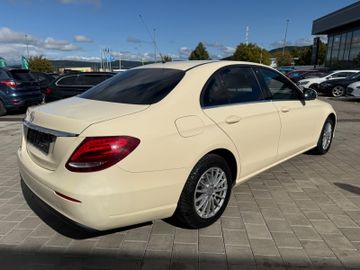 Mercedes E 200 - 5