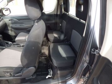 Mitsubishi L200 - 11