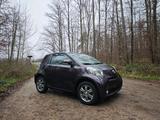Toyota IQ kleine Flitzer aber mit 4 sitzpl... - : Kleine