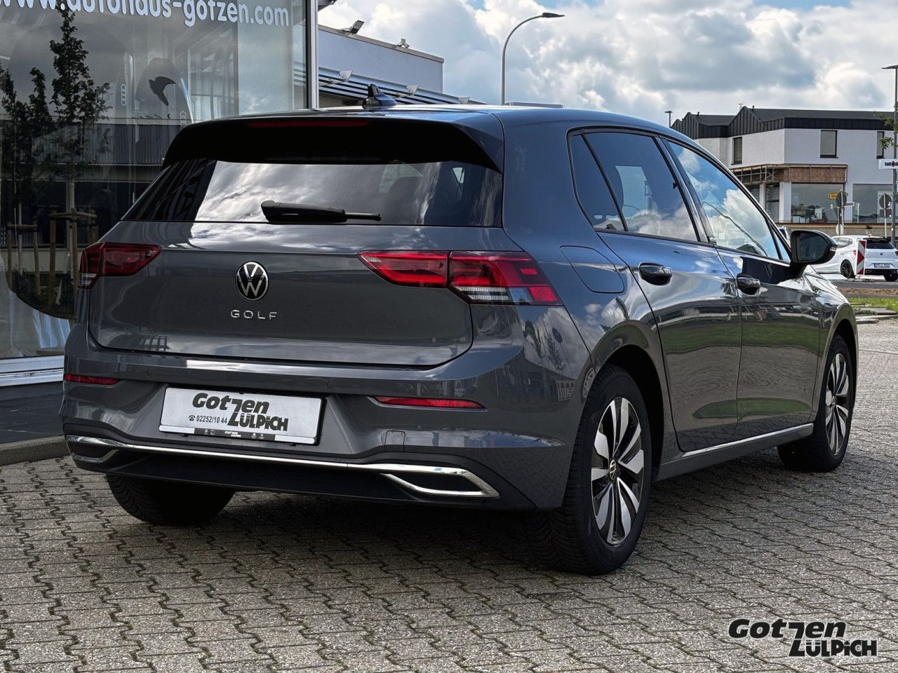 Fahrzeugabbildung Volkswagen Golf VIII Move1,5TSI Navi ACC Light Assis LED