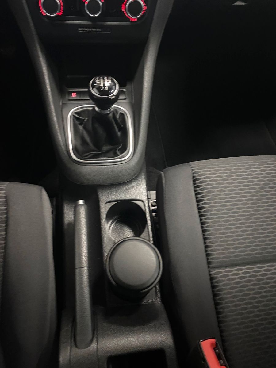 Fahrzeugabbildung Volkswagen Golf 6 1.2 TSI Trendline+CHECKHEFT+ALLWETTER+ALU