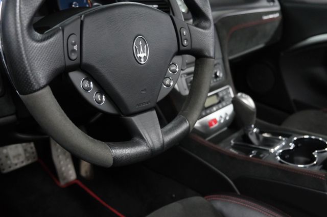 Fahrzeugabbildung Maserati GranCabrio 4.7 V8 Sport/Dt./2. Hd/SH lückenlos