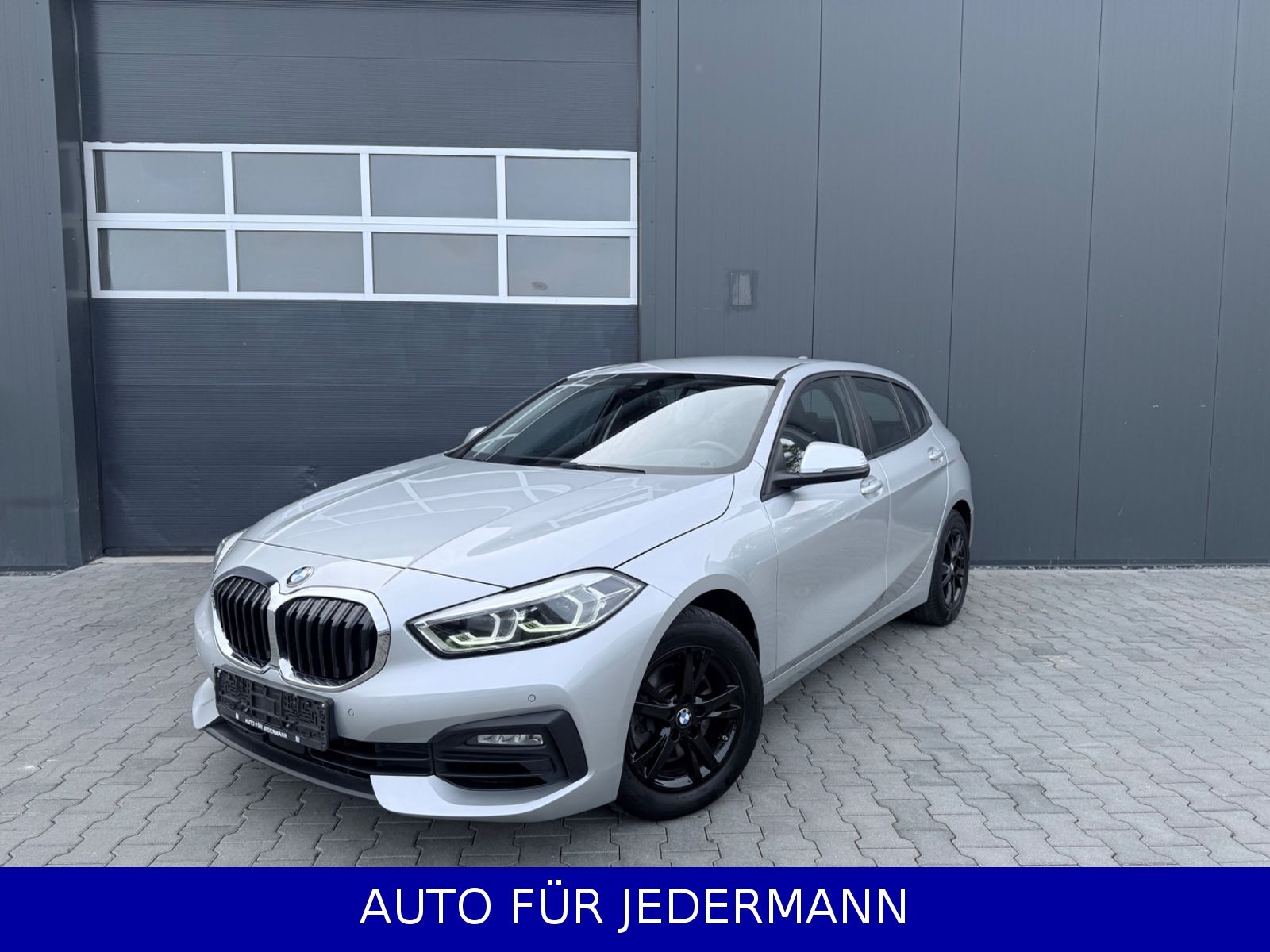 BMW 118 i Advantage *LED*PDC*SHZ*Connected*