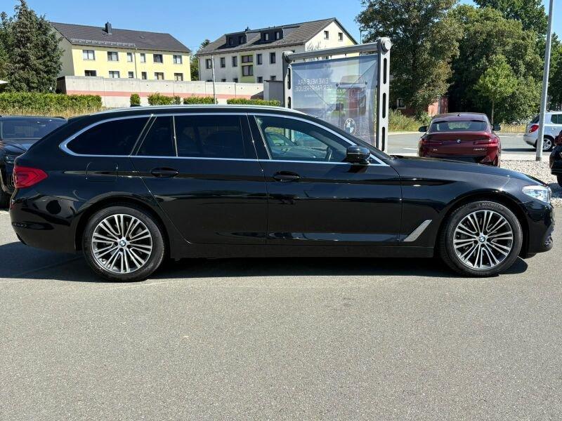 BMW 530d xDrive Touring Sport Line STANDH NAVIPROF