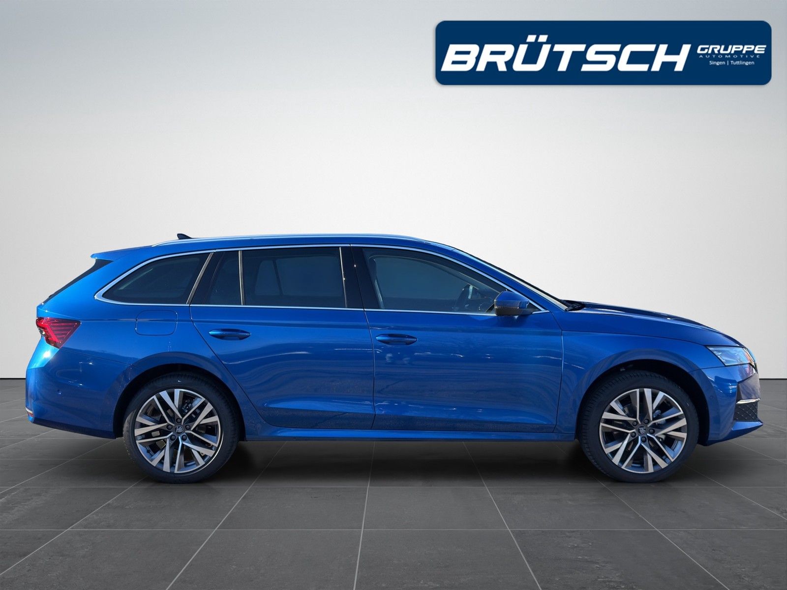 SKODA Octavia Combi Tour 2.0 TDI DSG 110kW/150PS - Image 8