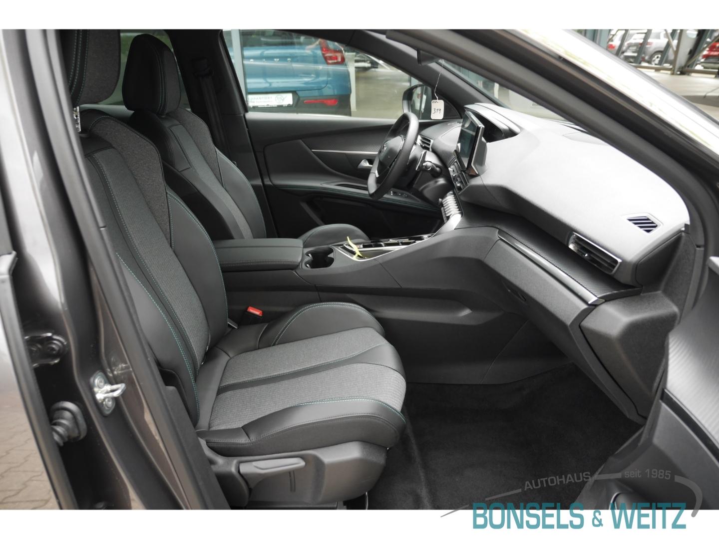 Peugeot 3008 Hybrid+Leder+Navi+Tempomat+Bluetooth+Isofix