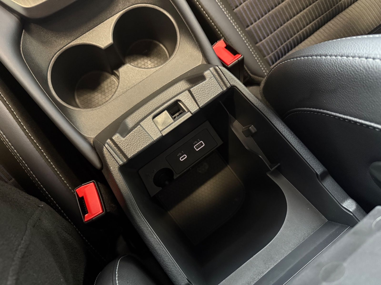 Fahrzeugabbildung Nissan Qashqai Tekna MHEV Autom.;Headup,Leder,17.136 km