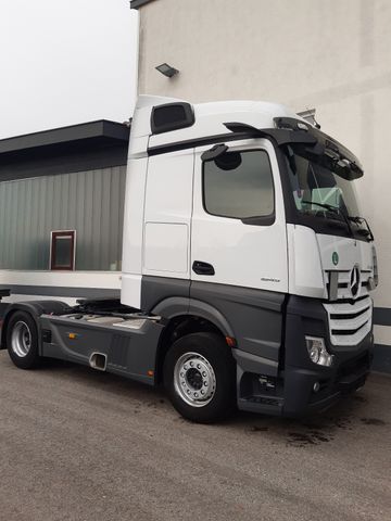 Mercedes-Benz Actros 1845LS MP5 Streamspace Retarder Mirrorcam