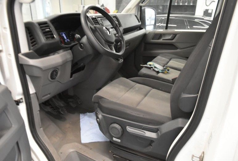 Fahrzeugabbildung Volkswagen Crafter 35 Kasten 2.0 TDI AHK LED Klima Ergo-Sit