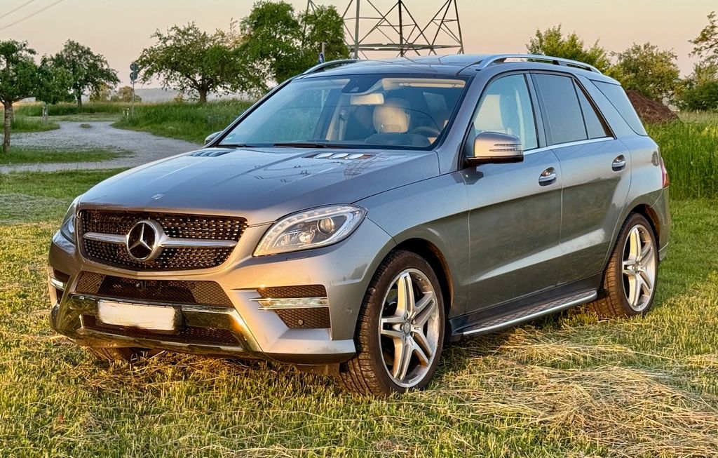 Mercedes-Benz ML 400