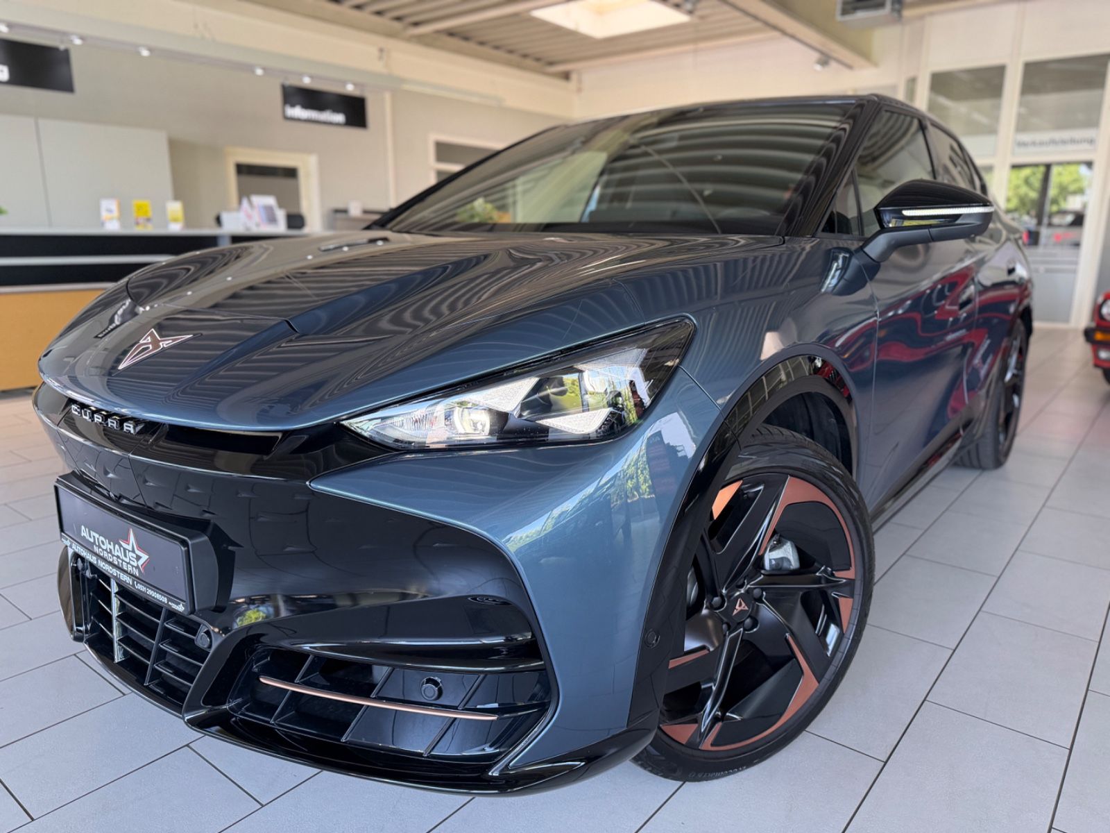 CUPRA Tavascan VZ 4Drive *LED*HUD*PANO*AHK*360°
