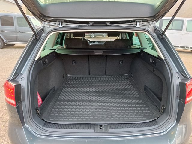 Passat Variant 2.0 TDI*LED*ACC*Navi*Ergo*3-Zonen