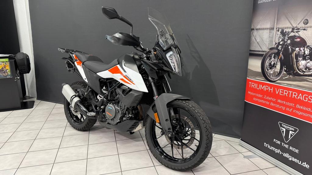 KTM 390 ADVENTURE Quickshifter plus, Taschen, Brücke