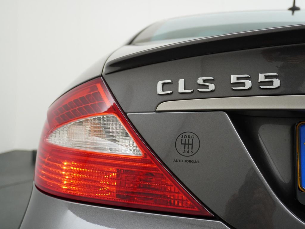 Mercedes-Benz CLS 55 AMG IWC edition + IWC original CLS 55 AMG