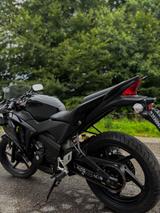 Honda CBR 125r  - HONDA CBR125R