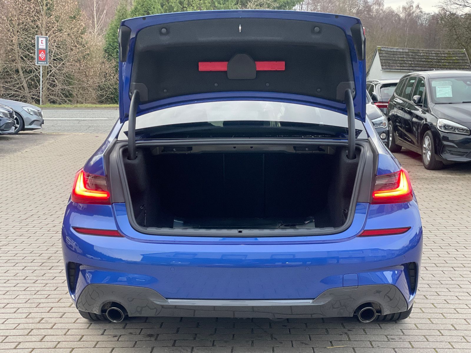 BMW 318, 2022, Diesel, 150 PS