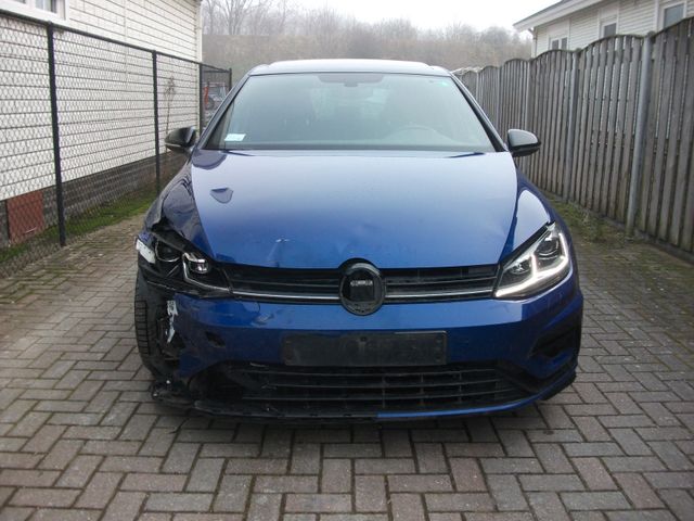 Volkswagen Golf VII Lim. R BMT/Start-Stopp 4Motion,310PS.PA