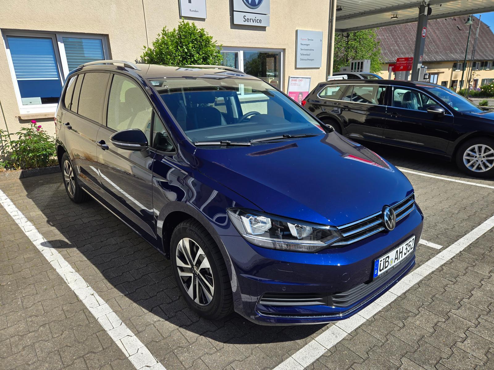 Volkswagen Touran 1.5 TSI 7-Sitze AHK ACC -22%