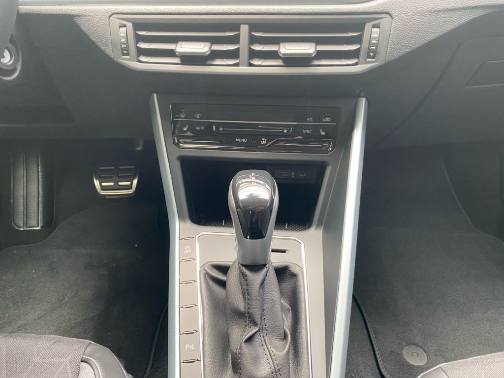 Fahrzeugabbildung Volkswagen Taigo 1.0 TSI OPF DSG