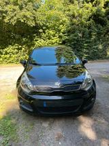 Kia Rio 1.4 CRDi   - Kia Rio mit Diesel-Antrieb: Limousine, 1.4