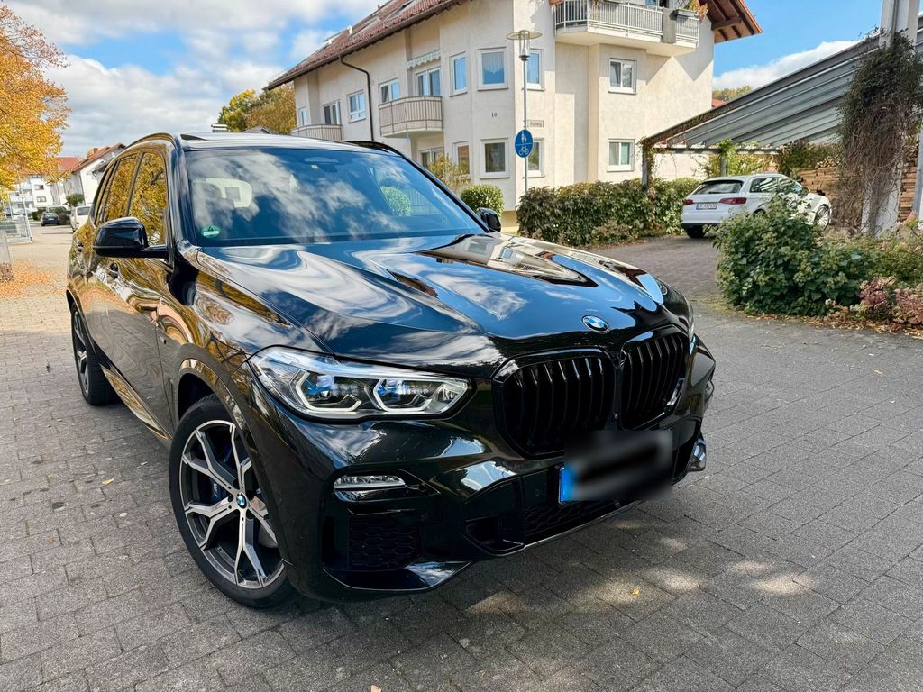 Image of BMW X5 M