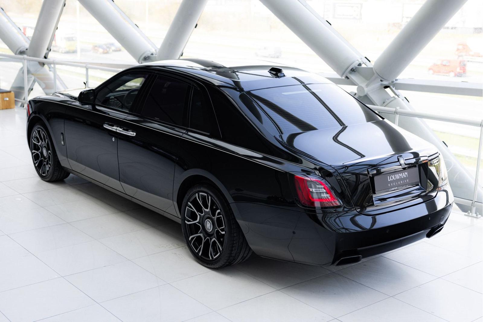 Rolls-Royce Ghost 6.75 V12 | Black Badge | Starlight | TV |