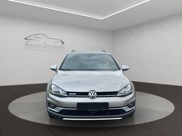 Volkswagen Golf - 8