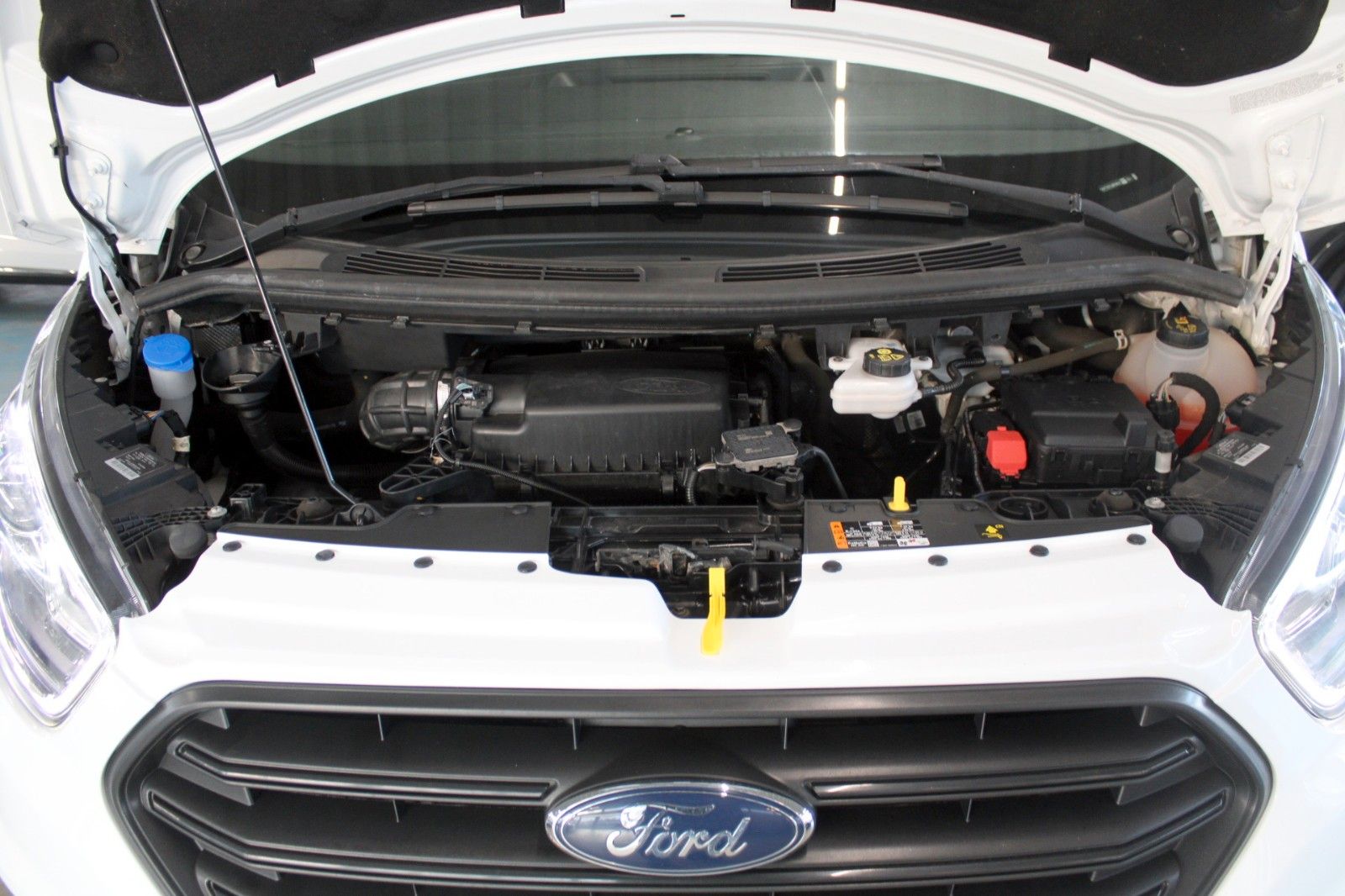 Fahrzeugabbildung Ford Transit Custom TREND LANG L2 KLIMA + Allwetter