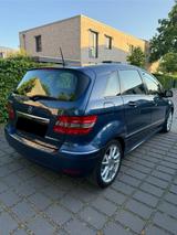 Mercedes-Benz B 200 - gepflegt und von Privat - : Privatanbieter, Von