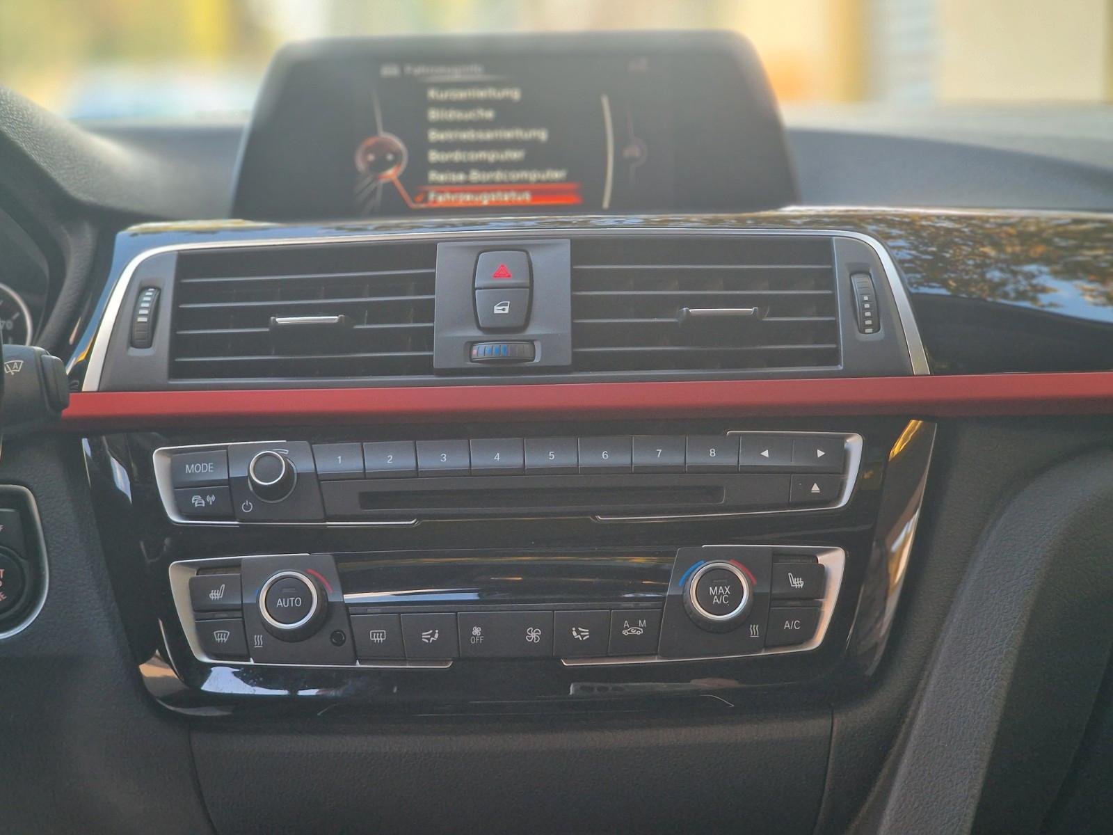 BMW 330 i SPORT LINE*PANORAMA*HEAD UP*AUT*GARANTIE*