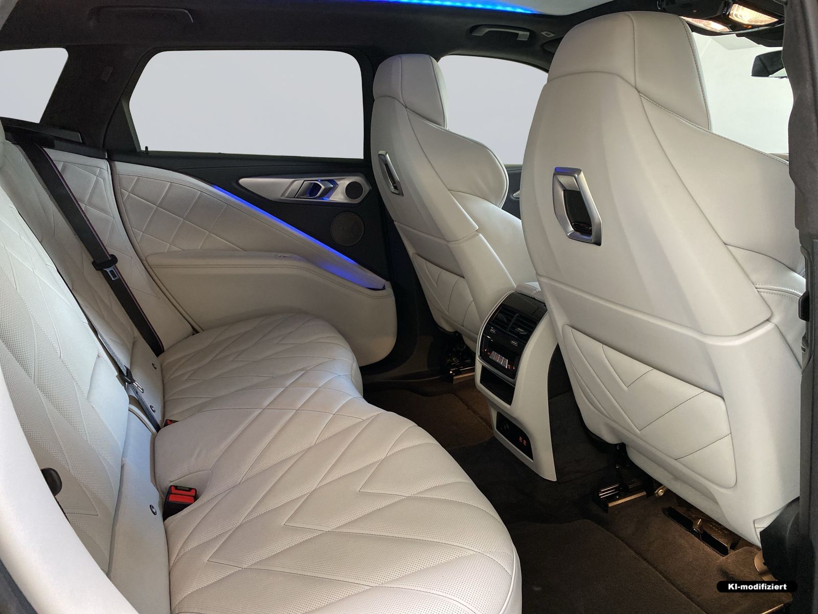 BMW XM - Bild 10